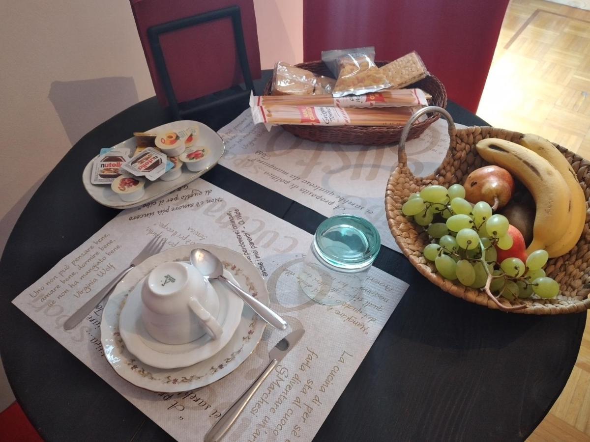 Lo Scoiattolo Bed & Breakfast Giaveno Exterior photo