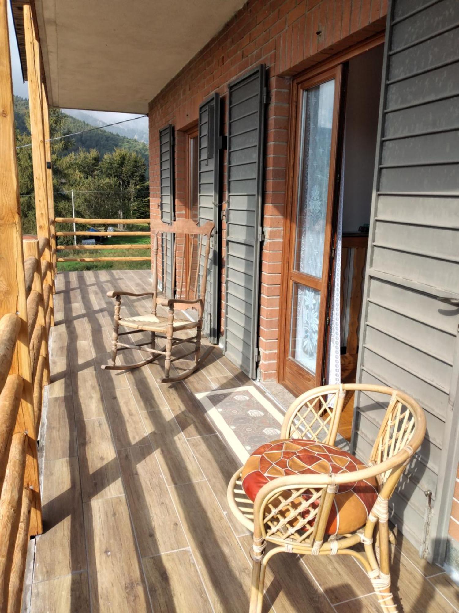 Lo Scoiattolo Bed & Breakfast Giaveno Exterior photo